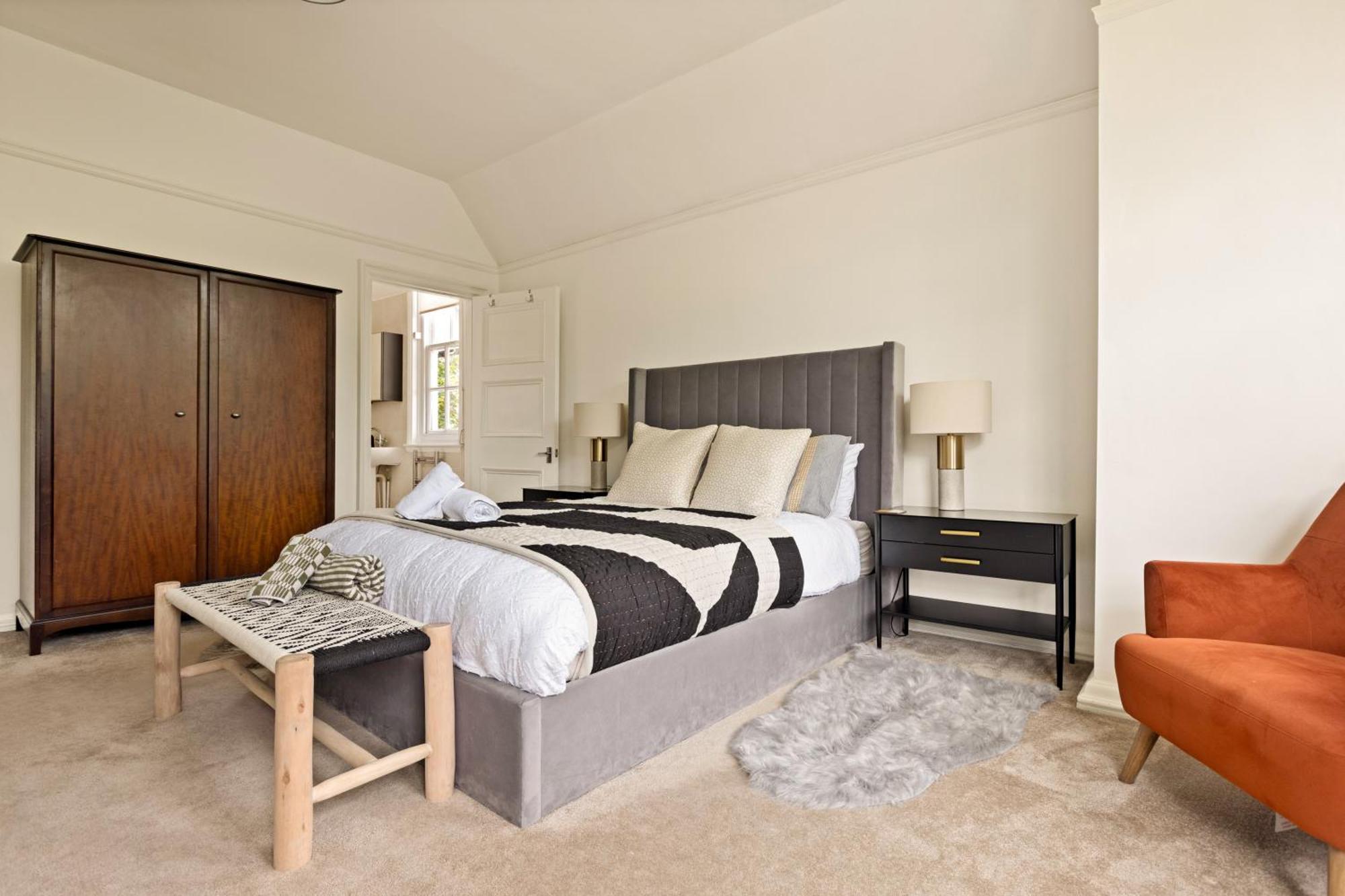 The Vicarage Tooting, Sw17 Guest house