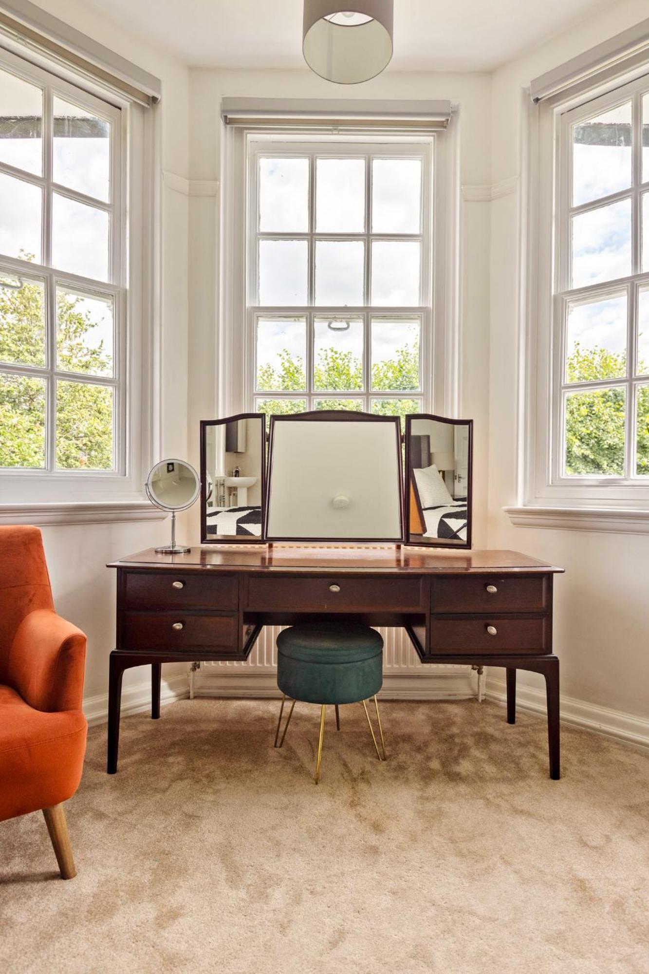 The Vicarage Tooting, Sw17 Guest house *